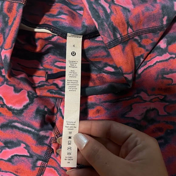 Lululemon biker shorts - Picture 3 of 3